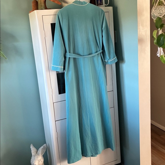 Vanity Fair sz S Vintage Blue Robe with White Trim euc - Picture 9 of 10